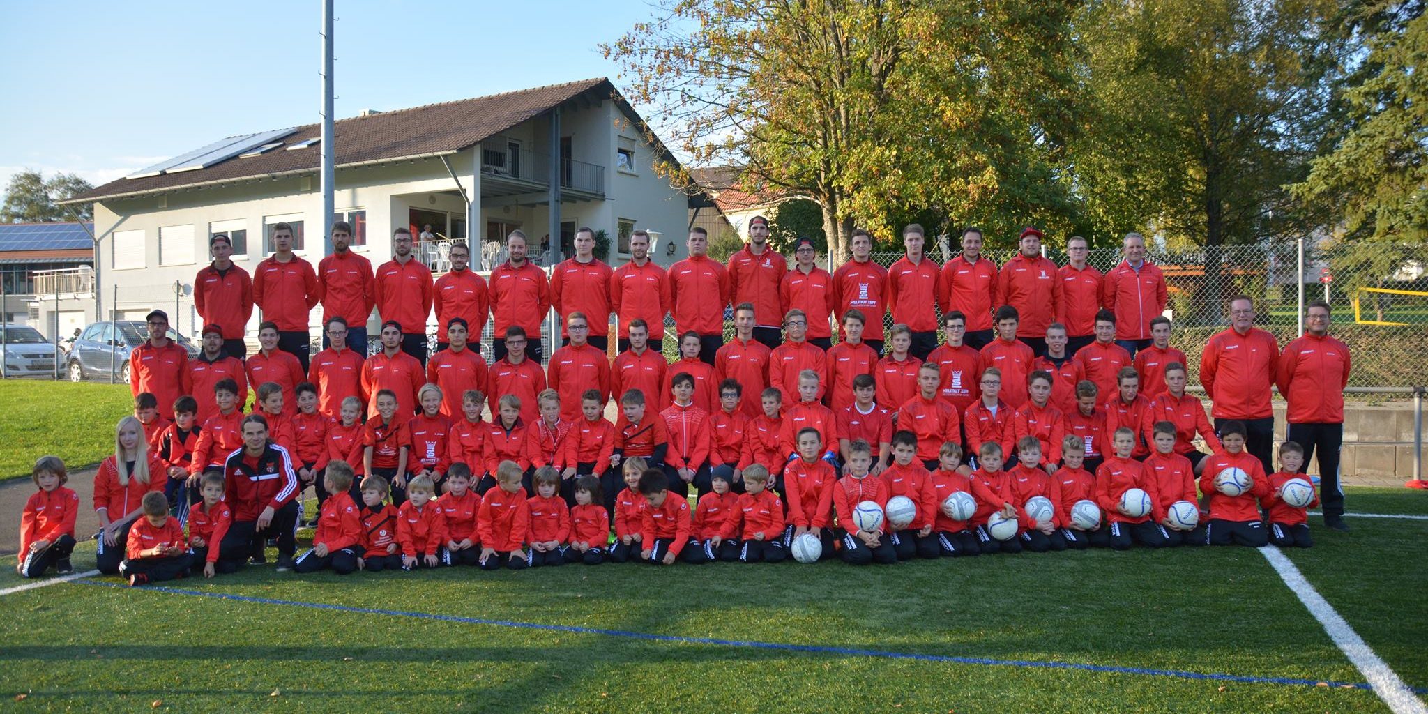 21994125_1546117418778857_128101445711936153_o